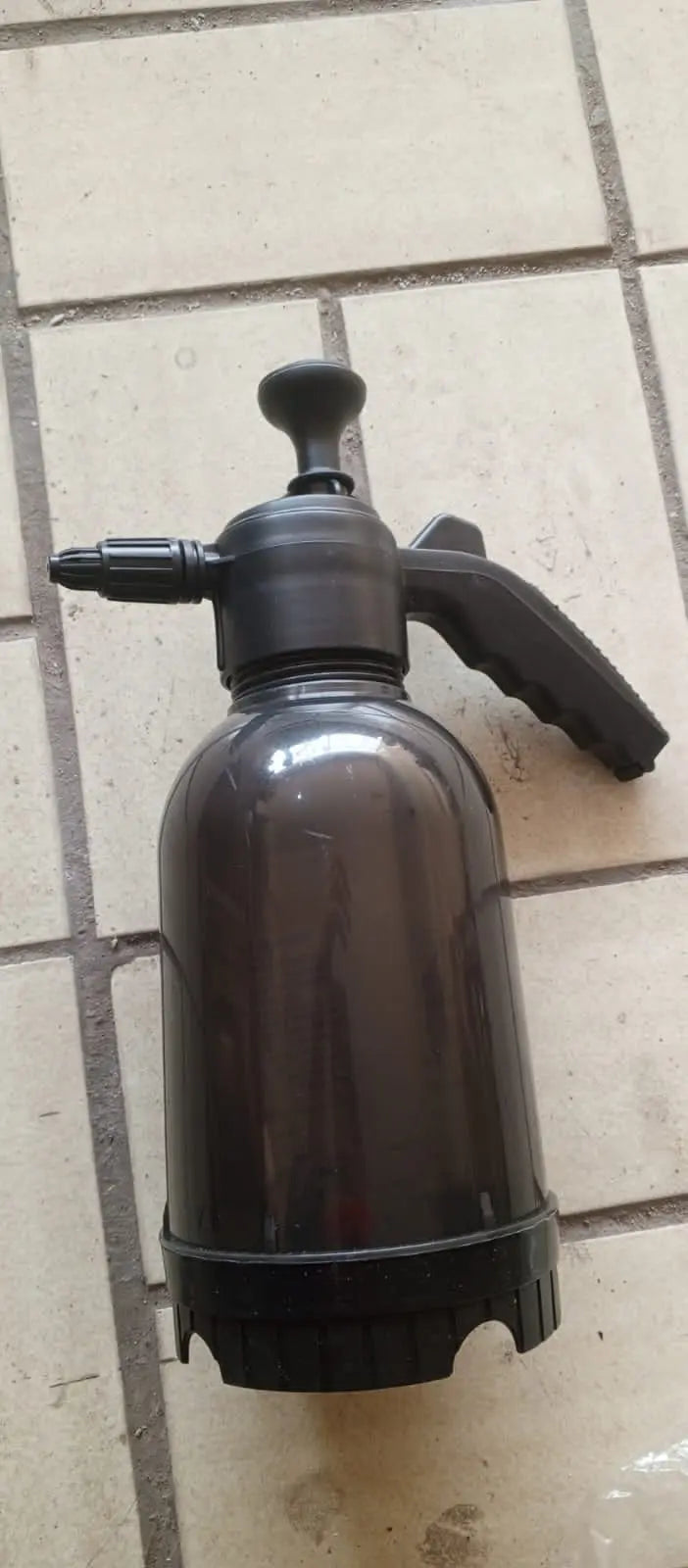 Hand Pump Foam Car Wash Sprayer Bottle – Air Pressure Sprayer for Car Cleaning, Gardening & Watering – Durable & Easy to Use Gadget Xpres